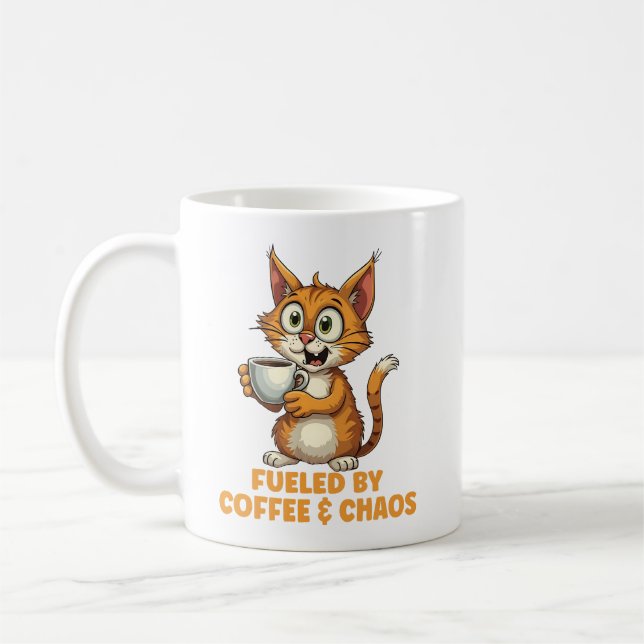 Caneca De Café Alimentado Por Café E Caos, Gato Engraçado Com Caf (Esquerda)
