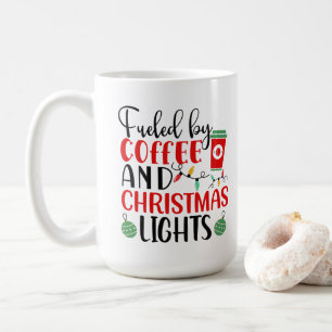 Caneca De Café Alimentado Por Café E Luzes De Natal