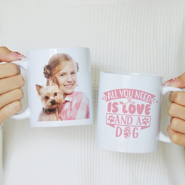 Caneca De Café All You Need is Love and a Dog Photo (Criador carregado)