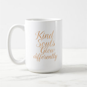 Caneca De Café Almas Gentis Brilham de Forma Diferente: Motivação