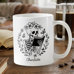 Caneca De Café Amante de Livros Esqueleto Lendo Preto e Branco