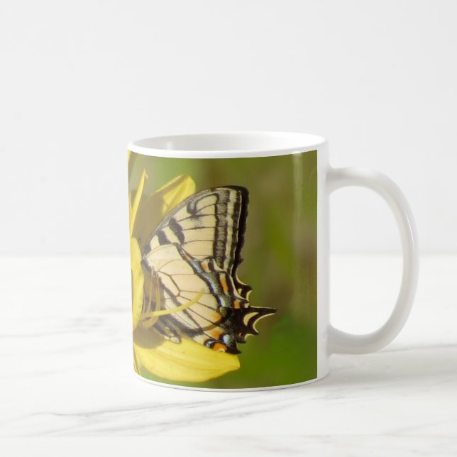 Caneca De Café Amante do lírio - borboleta em hemerocallis (Direita)