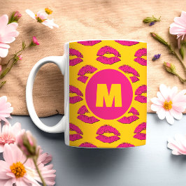 Caneca De Café Amarelo e Rosa Quente XOXO Lábios Beijando Persona