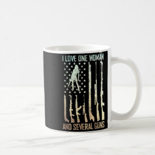 Caneca De Café Ame uma mulher vários canhões marido patriótico es
