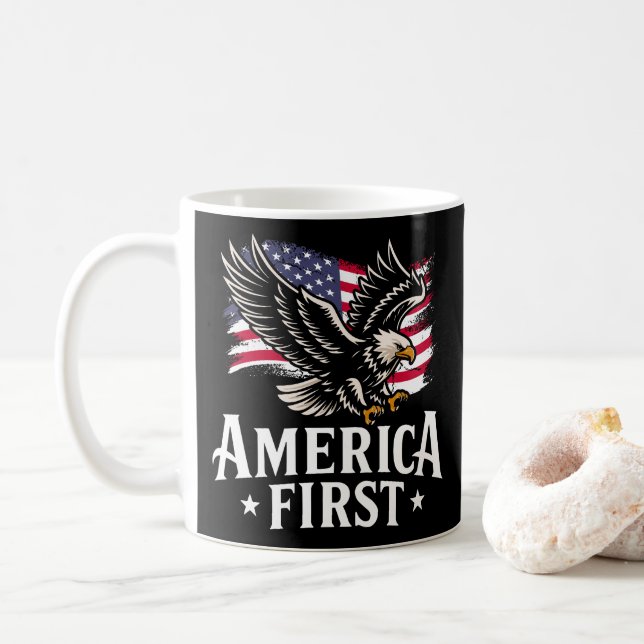 Caneca De Café America First Patriotic Bald eagle July 4th (Com Donut)