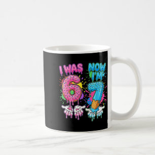 Caneca De Café Aniversário de 7 anos derramando eu tinha 6 agora