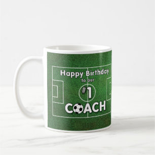 Caneca De Café Aniversário do treinador de futebol com Grass Fiel