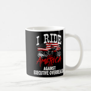 Caneca De Café Anti-Trump Biker Resiste Contra Sobreposição do Ex