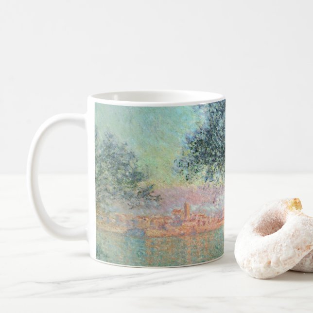 Caneca De Café Antibos pela manhã por Claude Monet (Com Donut)
