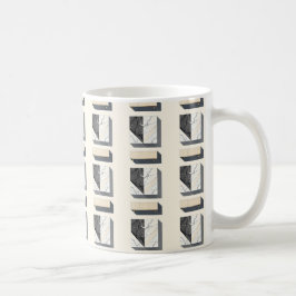Caneca De Café aparelhador creme e um armário quadrado