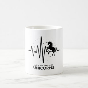 Caneca De Café Apenas Uma Garota Amor por Corações de Unicórnios