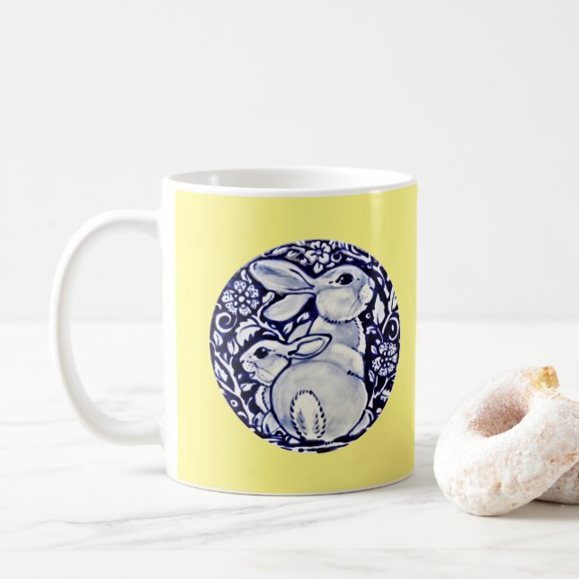Caneca De Café Arâmica bonito Azul e Coelho Amarelo (Com Donut)
