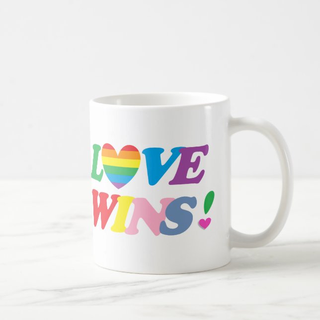 Caneca De Café Arco-íris Amor Vence Orgulho Coração LGBT (Direita)
