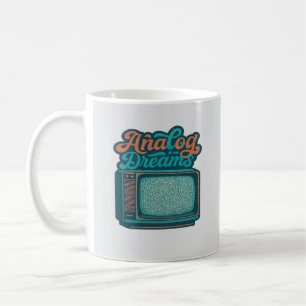 Caneca De Café 📺Arte Retro de TV Antiga – Gráfico "Sonhos Analóg