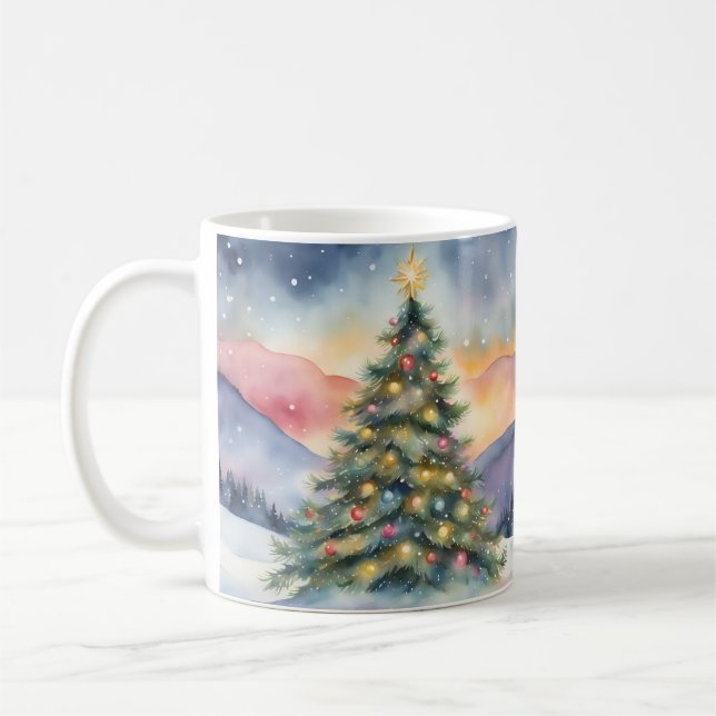 Caneca De Café Árvore de Natal iluminada com neve Cenário de inve (Esquerda)