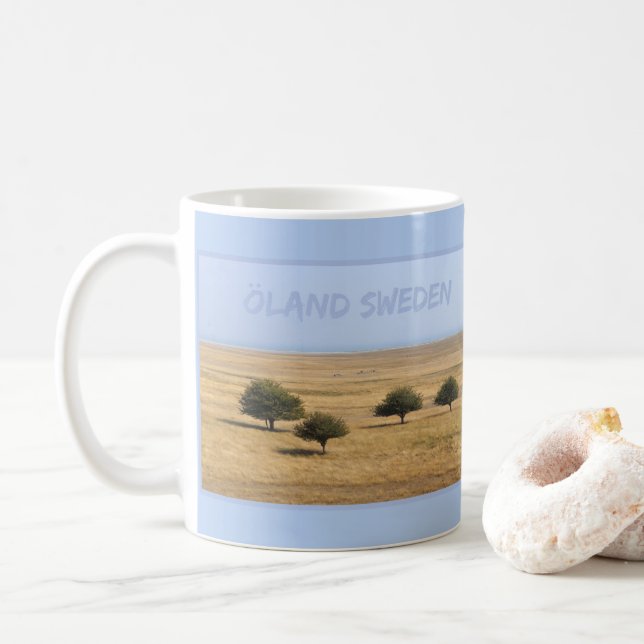 Caneca De Café Árvores na Savana, Öland, Suecia Café Mug (Com Donut)