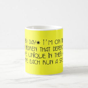 Caneca De Café Assistente do ônibus gradualmente