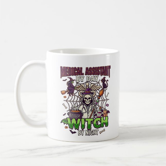 Caneca De Café Assistente Médico Bruxa Esqueleto Seringa Caldeirã (Esquerda)