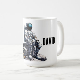 Caneca De Café Astronauta de nome personalizado - 'Preciso de mai