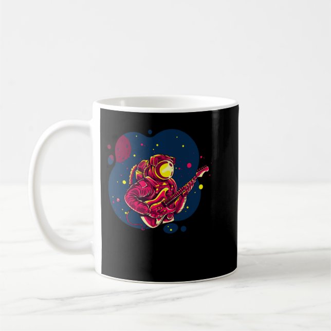 Caneca De Café Astronauta Tocando Violão no Espaço_070 (Esquerda)