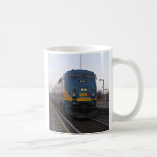 Caneca De Café Através do trilho