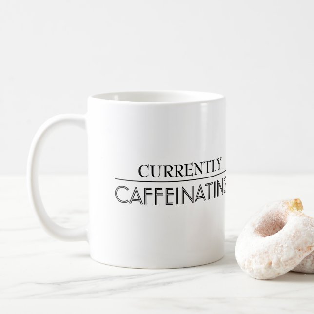 Caneca De Café Atualmente Caffeinating (Com Donut)