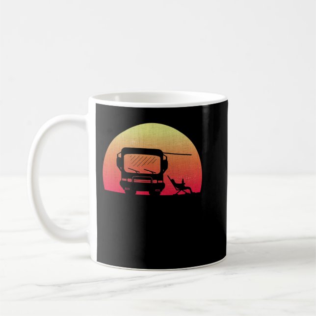 Caneca De Café Autohome clássico no Sunset com proprietário senta (Esquerda)