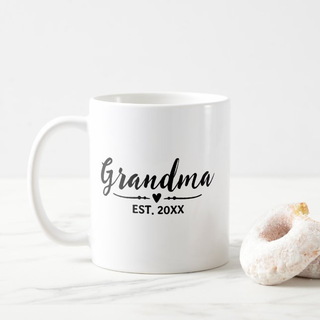 Caneca De Café Avó Estabeleceu Novo Presente de Avó (Com Donut)