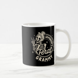 Caneca De Café Avó Nana Mimi Gigi Skeleton Alguém é Feral G