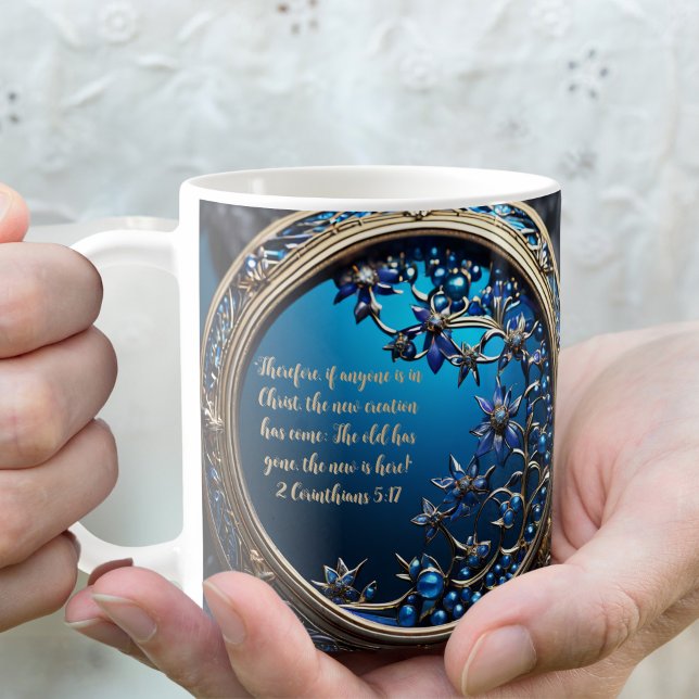 Caneca De Café Azul brilhante com Bíblia personalizável Dourada V (Criador carregado)