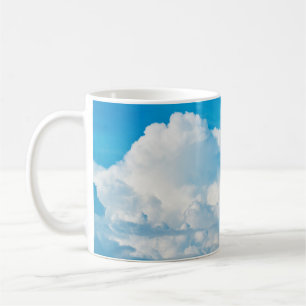 Caneca De Café Azul-céu nuvens de fundo brancas