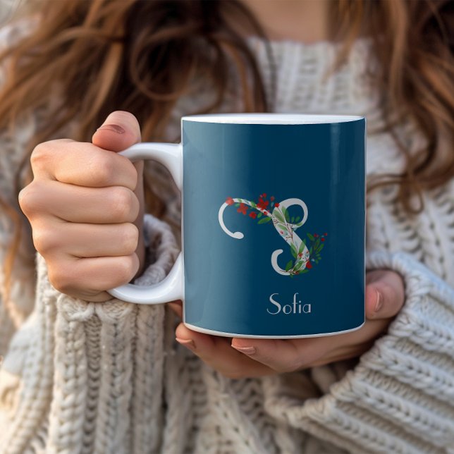 Caneca de café azul com flores silvestres aquarela (Criador carregado)