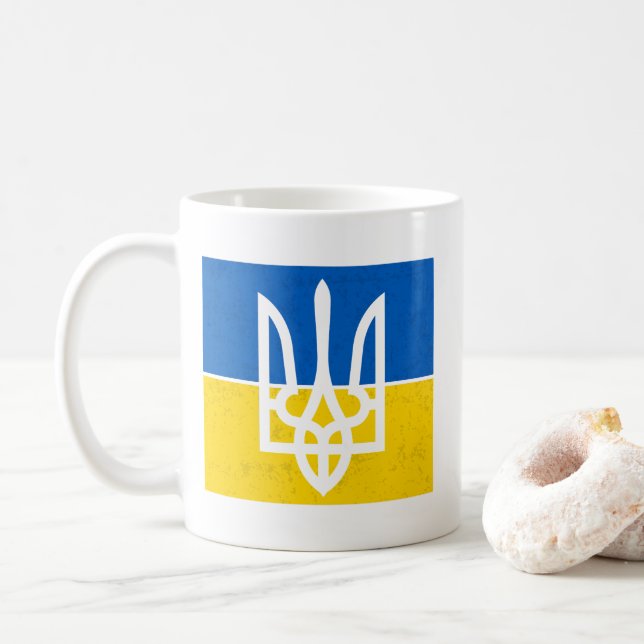 Caneca De Café Bandeira e casaco de armas ucranianas (Com Donut)