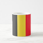 Caneca De Café Bandeira Nacional da Bélgica<br><div class="desc">Quer que todos saibam que você representa um determinado país? Mostre o seu orgulho nacional com esta bandeira do produto mundial. Este item exibe uma bandeira mundial com a bandeira da Bélgica. Visite o Poster World Flags em https://www.zazzle.com/worldflagsposter para ver mais produtos com bandeiras e banners de todo o mundo....</div>