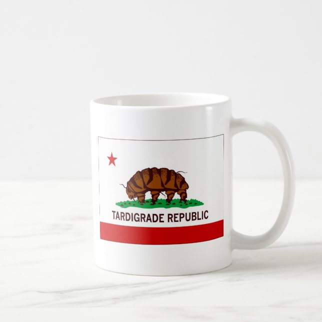 Caneca De Café Bandeira Tardigrade da república (Direita)