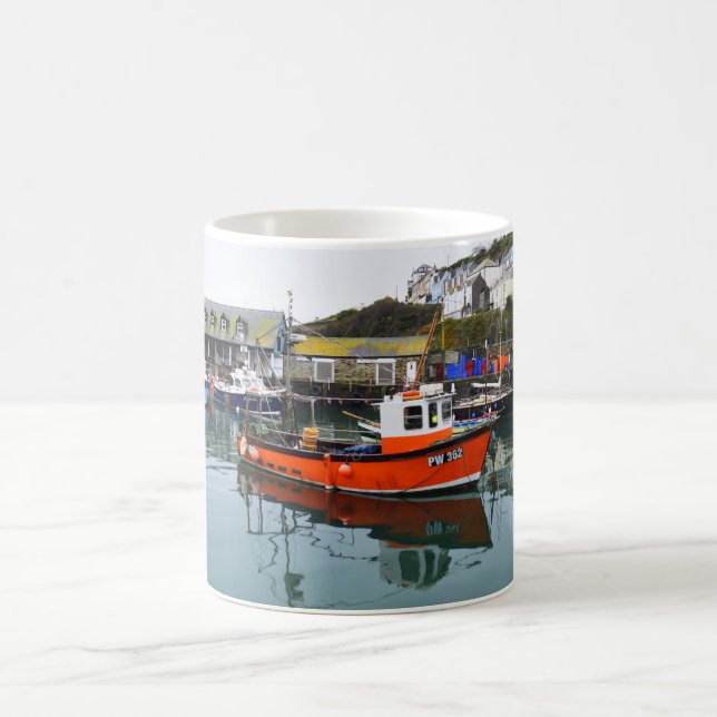Caneca De Café Barcos de pesca no porto de Mevagissey (Centro)