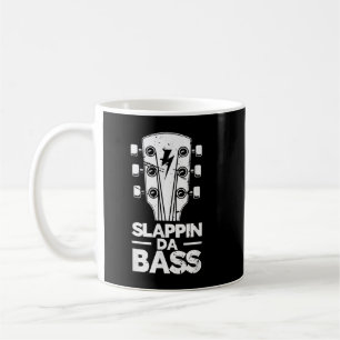 Caneca De Café Batendo Na Baixo
