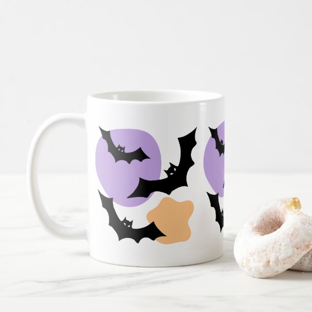 Caneca De Café Bats Voadores Pretos Assustadores Roxo e Halloween (Com Donut)