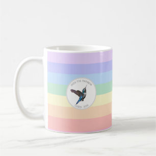 Caneca De Café Beija-flor Azul no Arco-íris Pastel