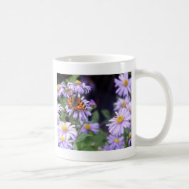 Caneca De Café Bela Borboleta Nas Flores