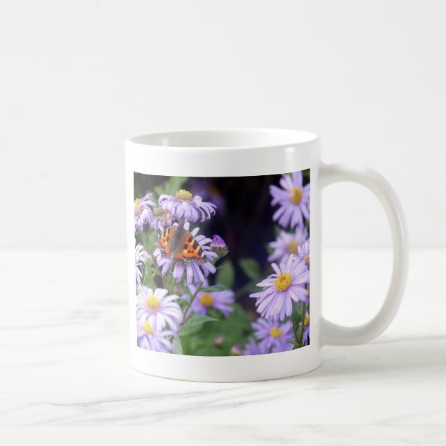 Caneca De Café Bela Borboleta Nas Flores (Direita)