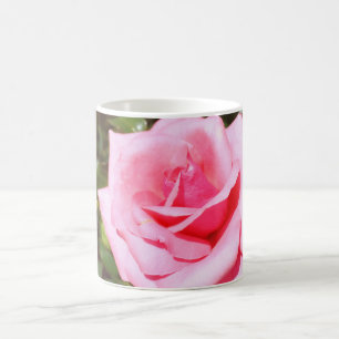 Caneca De Café belíssima flor de rosa cor-de-rosa com corações do