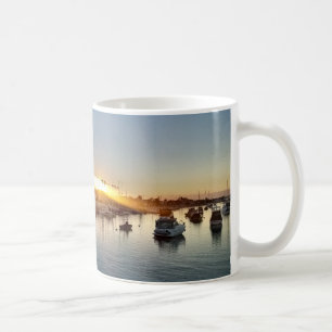 Caneca De Café Belo pôr do sol no porto na Ilha Balboa