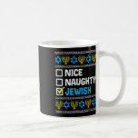 Caneca De Café Belo Suéter Judeu e Malvado Chanukah Chanukah<br><div class="desc">Belo Judeu Suéter Judeu Sueco Chanukah Judeu Dando Pequena Folga</div>