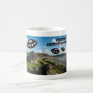 Caneca De Café Bem-vindo a Abersytwyth com alguns vi extraterrest