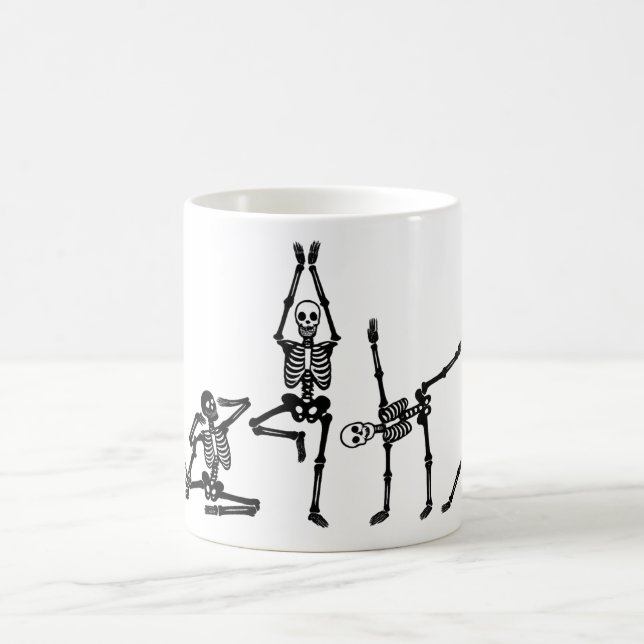 Caneca De Café Bendy Bones Funny Yogi Skeletons - Yoga Humor Tea (Centro)