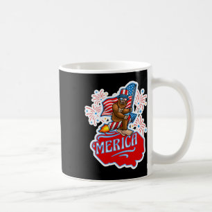 Caneca De Café Bigfoot A Caminhar No Fogo 4 De Julho De Independê