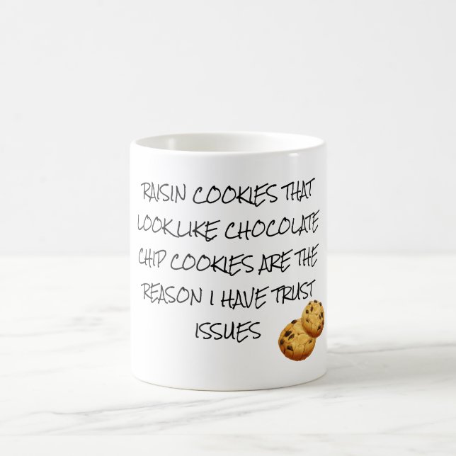 Caneca De Café Biscoitos de Passas Parecem Chip de Chocolate Prob (Centro)