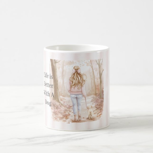 Caneca De Café Blond Girl Dog Trees Life is Better With A Dog (Centro)