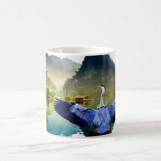 Caneca De Café Blue Heron em um lago bonito no Vietnã (Centro)